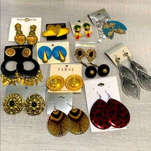 ✨Assorted earrings✨